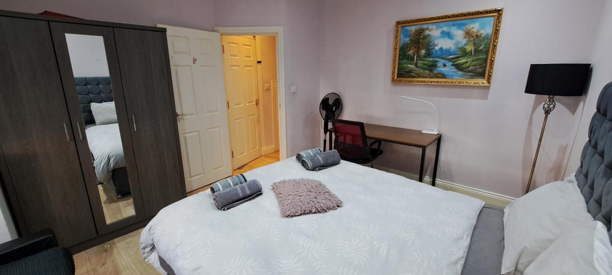 Comfy Fenia Stay London Eksteriør billede
