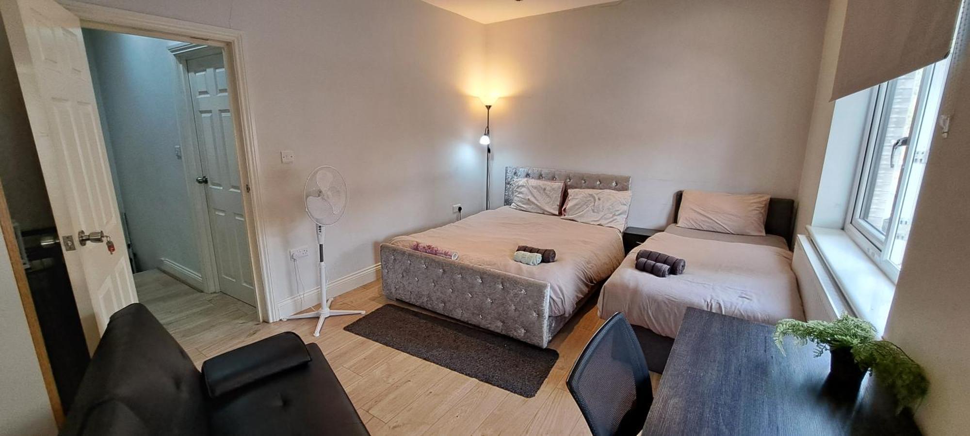 Comfy Fenia Stay London Værelse billede